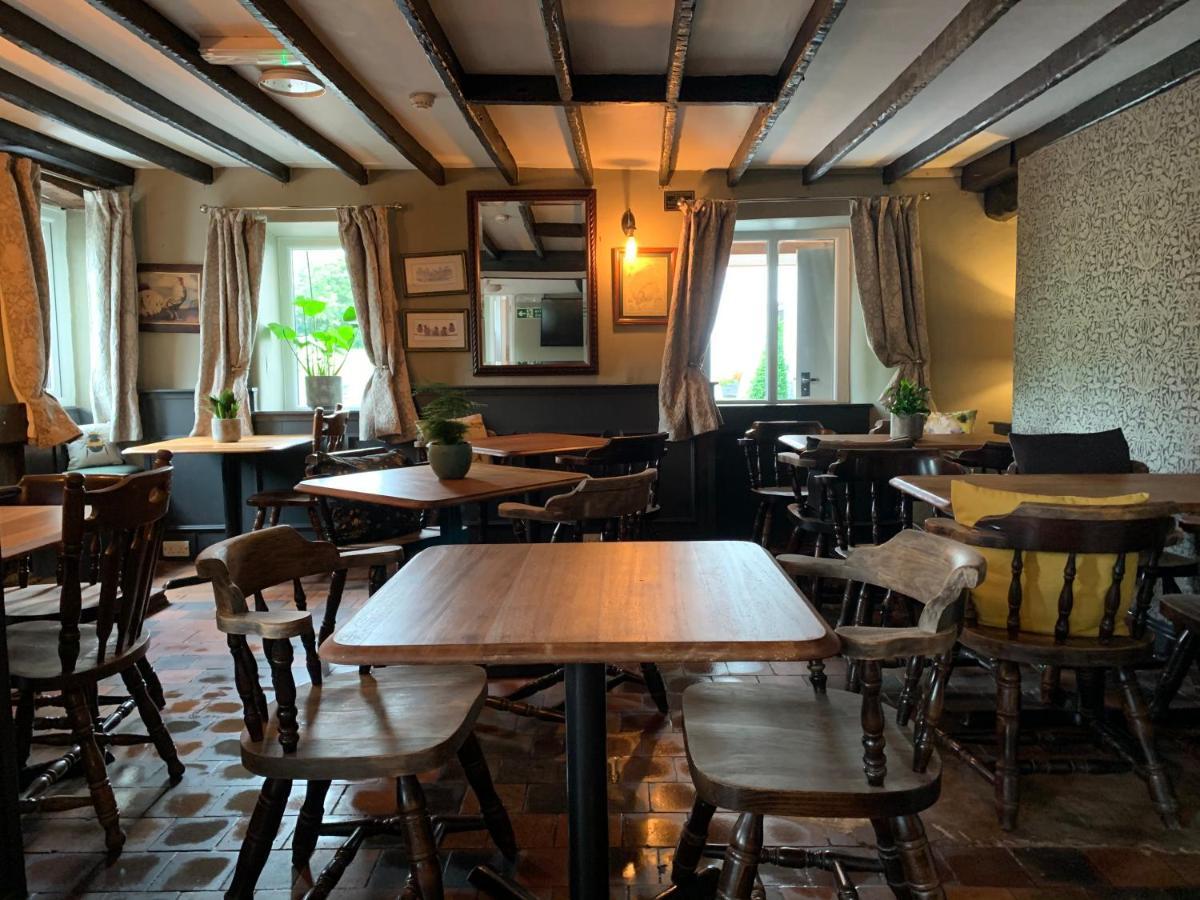 The Black Dog Inn Dalton-in-Furness Zewnętrze zdjęcie